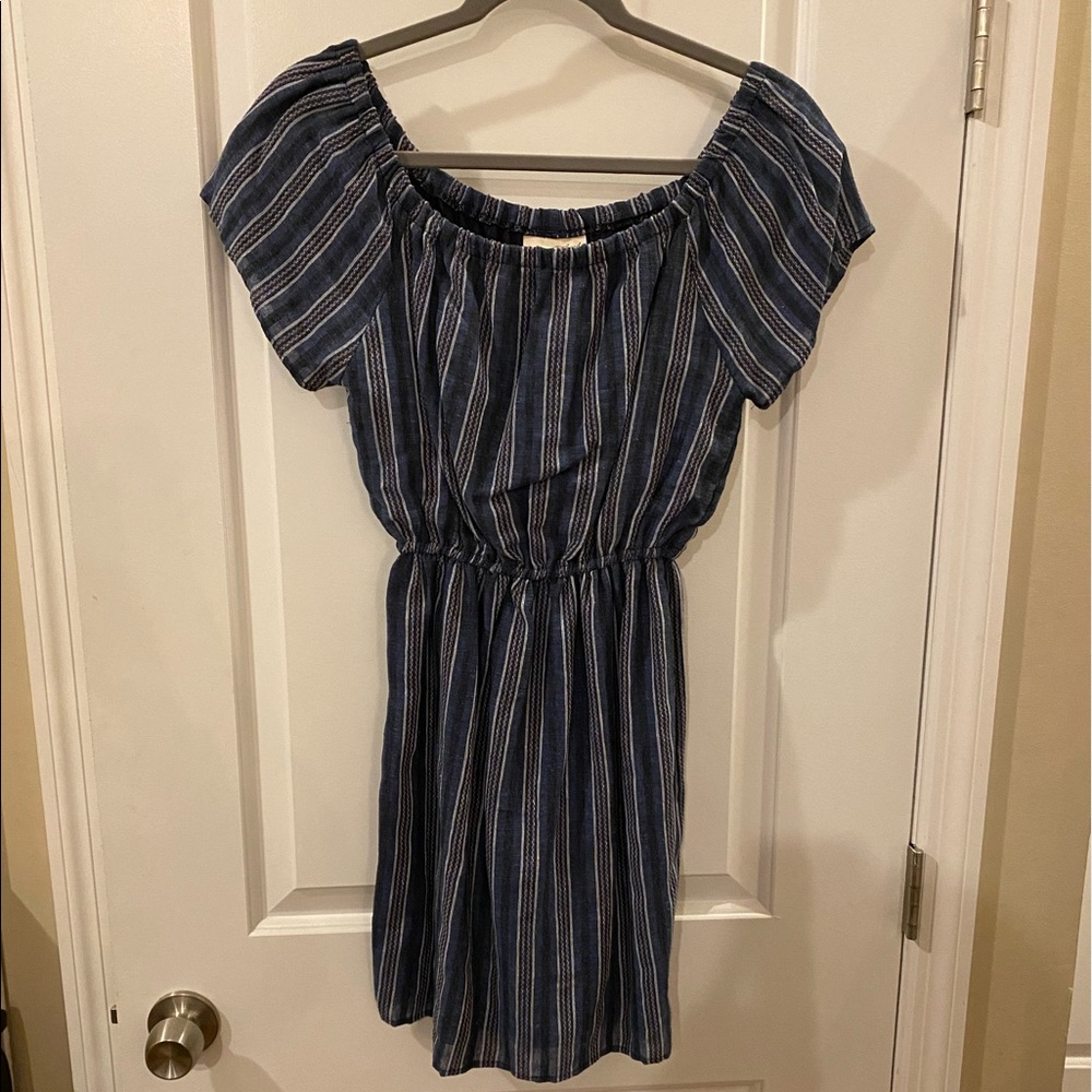 Women’s dress size xs